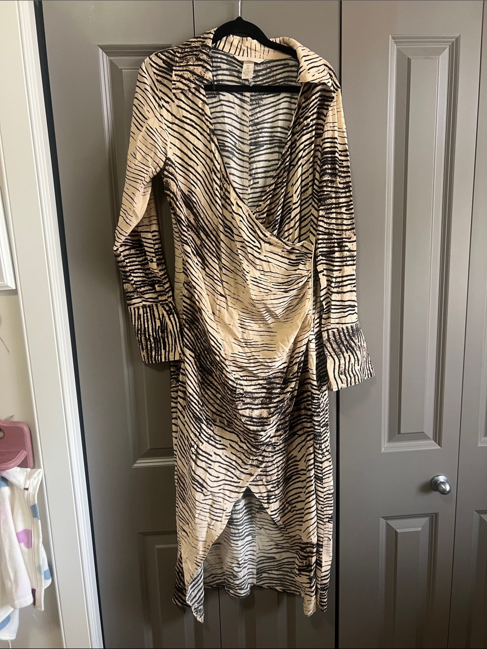 H&M Beige and Black Zebra-Print Long-Sleeve Wrap Dress